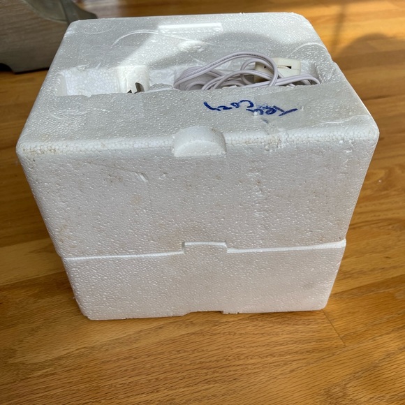 The Tea Cozy, Santa’s Workbench Collection, 2002 - Picture 12 of 16